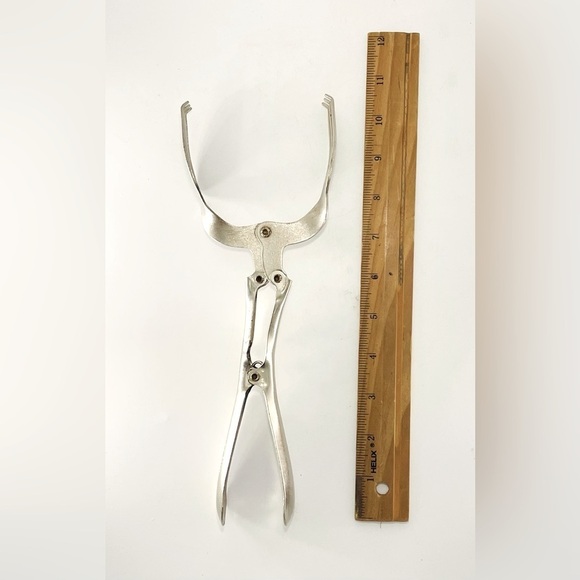 Vintage Retro Serveware Salad Tongs Cocktail Ice Tongs The Claw Barware Gadget - Picture 5 of 5